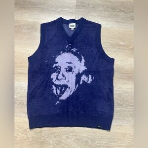 Vintage Supply knitted vest in blue/purple with Einstein print! E=MC2